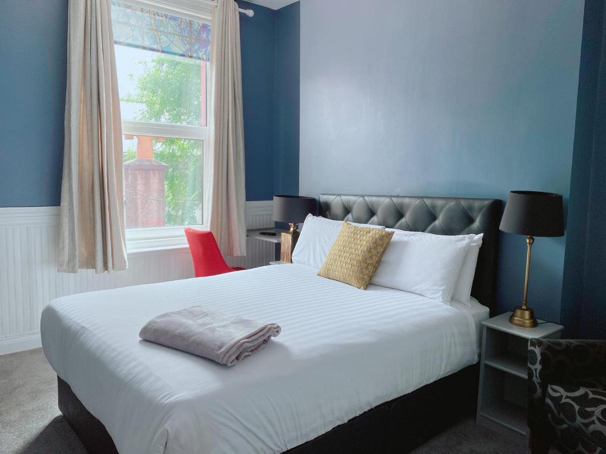 Rose Lodge Guest House คอร์ก ภายนอก รูปภาพ